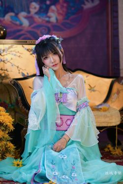 洪真英比基尼